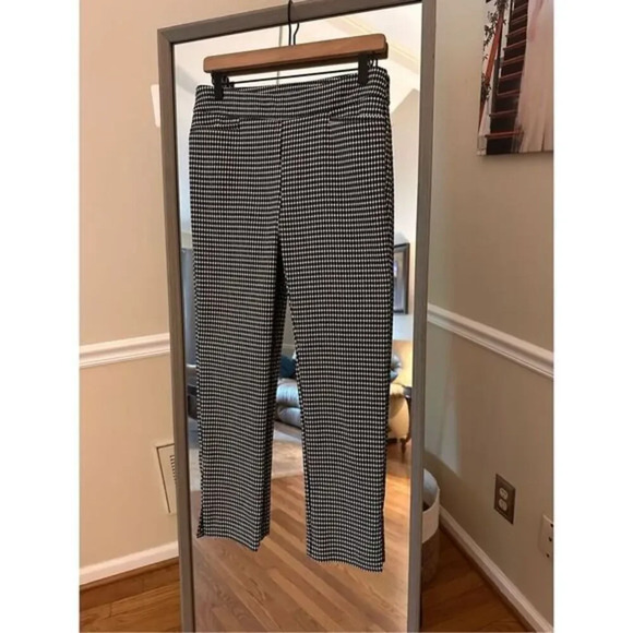 Chico’s Black/White Pull On Pants Size‎ 4 - Picture 1 of 5